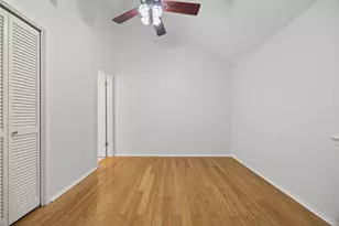 1110 W 22nd St, Austin, TX 78705 - Photo 19