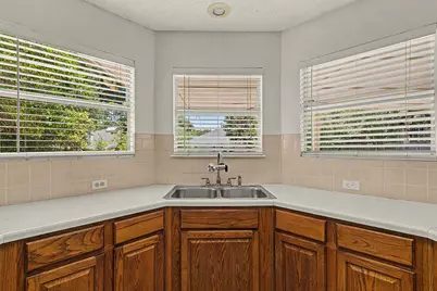 6401 Sam Maverick Pass, Austin, TX 78749 - Photo 9