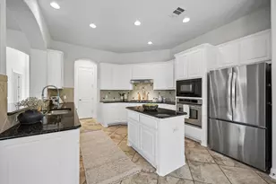 11600 Hunters Green Trail, Austin, TX 78732 - Photo 9