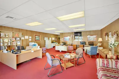 202 N Main Street N, Taylor, TX 76574 - Photo 3