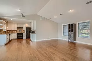 210 College St, Round Rock, TX 78664 - Photo 11