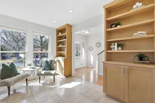 3500 Peregrine Falcon Dr, Austin, TX 78746 - Photo 5