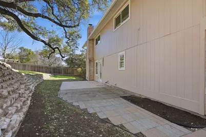 3500 Peregrine Falcon Drive, Austin, TX 78746 - Photo 25