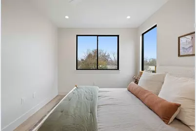 1519 Villanova Drive, Austin, TX 78757 - Photo 25