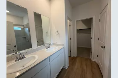 [Address not provided], Hutto, TX 78634 - Photo 7