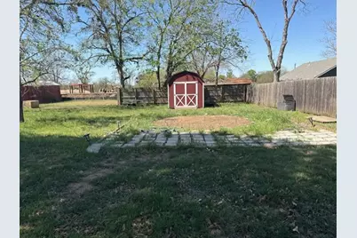 517 Giddings Street, Lexington, TX 78947 - Photo 5
