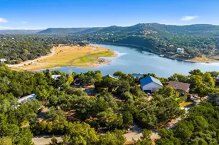 18300 W Rim Dr, Jonestown, TX 78645 - Photo 31