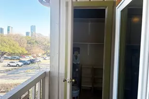 620 S 1st St, Austin, TX 78704 - Photo 31