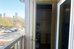 620 S 1st St, Austin, TX 78704 - Photo 25