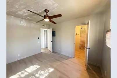 620 S 1st Street #201, Austin, TX 78704 - Photo 23