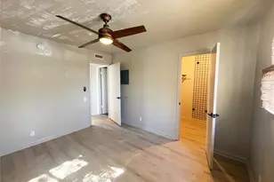 620 S 1st St, Austin, TX 78704 - Photo 23