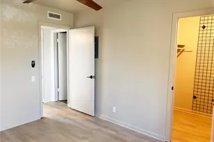 620 S 1st St, Austin, TX 78704 - Photo 25