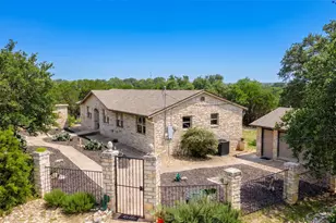30 Pecan 2, Florence, TX 76527 - Photo 1