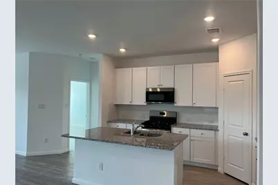 2952 Whinchat, New Braunfels, TX 78130 - Photo 5