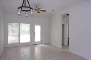 1227 Armadillo Rd, Austin, TX 78745 - Photo 5