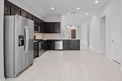 913 Centerra Hills Circle, Round Rock, TX 78665 - Photo 13