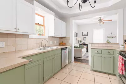 204 Prim Rose Street, Blanco, TX 78606 - Photo 7