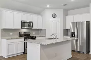 19805 Abigail Fillmore Rd, Manor, TX 78653 - Photo 5