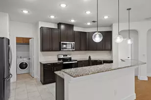 544 Ayinger Ln, Austin, TX 78728 - Photo 11