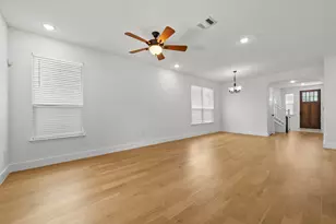 544 Ayinger Ln, Austin, TX 78728 - Photo 15