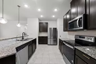 544 Ayinger Ln, Austin, TX 78728 - Photo 13