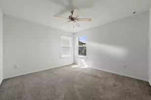 544 Ayinger Ln, Austin, TX 78728 - Photo 39