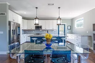 410 Summit Ridge Dr N, Point Venture, TX 78645 - Photo 9