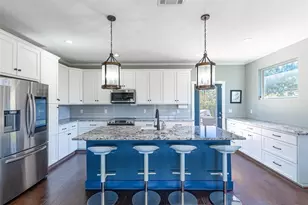 410 Summit Ridge Dr N, Point Venture, TX 78645 - Photo 5