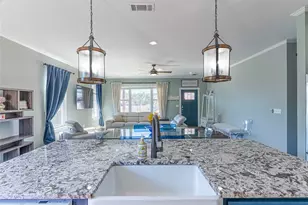 410 Summit Ridge Dr N, Point Venture, TX 78645 - Photo 7