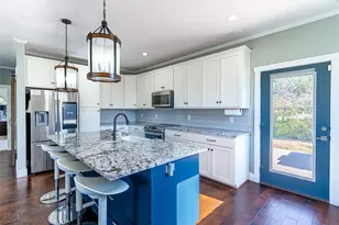 410 Summit Ridge Dr N, Point Venture, TX 78645 - Photo 7