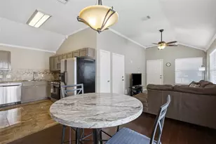1522 Parkfield Cir, Round Rock, TX 78664 - Photo 11