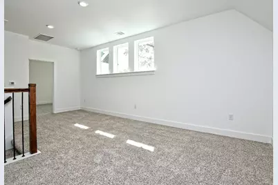 402 Zennia Street, Austin, TX 78751 - Photo 13