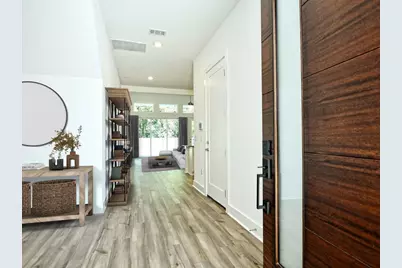 402 Zennia Street, Austin, TX 78751 - Photo 3