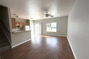 1512 S Medina St, Lockhart, TX 78644 - Photo 3