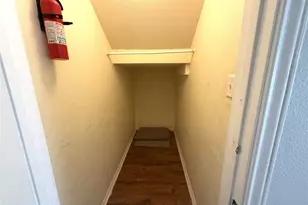 1512 S Medina St, Lockhart, TX 78644 - Photo 15