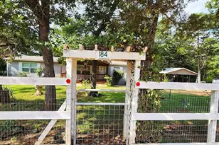 184 Arrowhead Dr, Smithville, TX 78957 - Photo 13