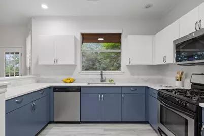 3917 Canyon Glen Circle, Austin, TX 78732 - Photo 7