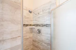 5611 Meadow Crest, Austin, TX 78744 - Photo 19