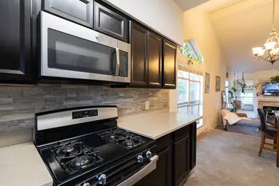 5611 Meadow Crest, Austin, TX 78744 - Photo 13