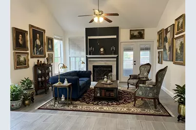 5611 Meadow Crest, Austin, TX 78744 - Photo 7