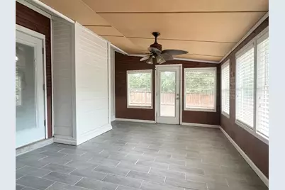 5611 Meadow Crest, Austin, TX 78744 - Photo 27