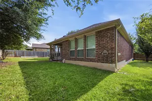 209 Monahans Dr, Georgetown, TX 78628 - Photo 31