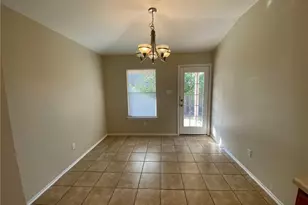 111 Salado Dr, Kyle, TX 78640 - Photo 5