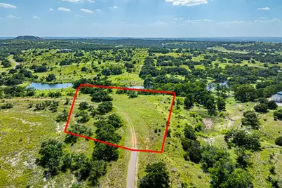 613 Cattle Creek Road, Johnson City, TX 78636 - Photo 9