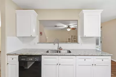 206 Sunny Brook Drive, Leander, TX 78641 - Photo 13