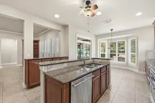 207 Breezeway Ln, Georgetown, TX 78633 - Photo 7