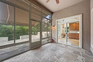 207 Breezeway Ln, Georgetown, TX 78633 - Photo 11