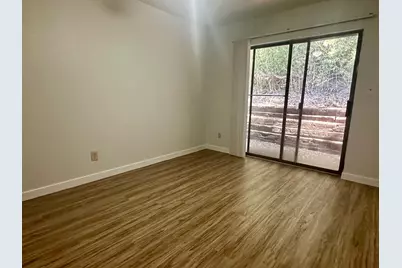1103 Hillyer Street #A/B, San Marcos, TX 78666 - Photo 15