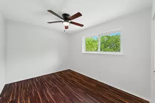 2200 Cadiz Cir, Austin, TX 78741 - Photo 21