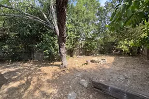 128 Coers Cir, San Marcos, TX 78666 - Photo 11